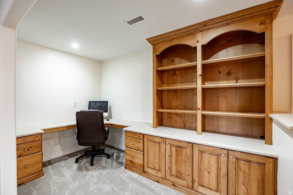 1420 W JORDAN HILLS DR South Jordan, UT 84095