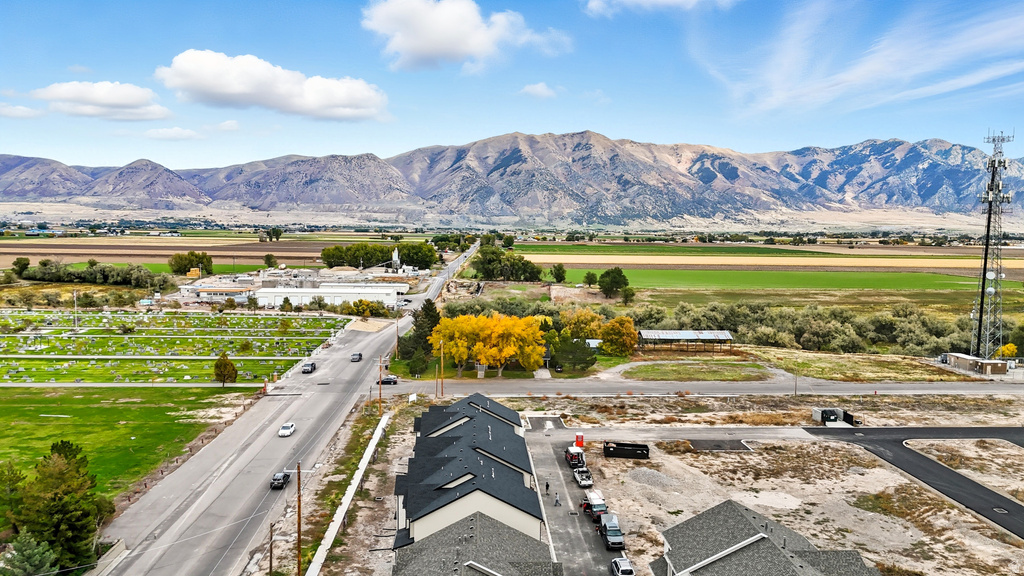 71 E 1225 S Tremonton, UT 84337