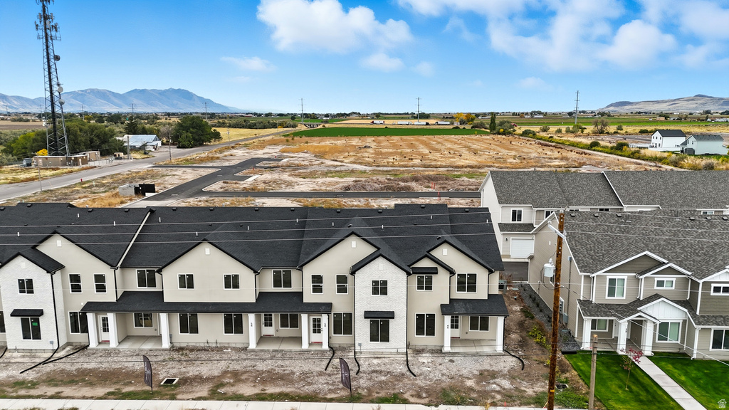 71 E 1225 S Tremonton, UT 84337