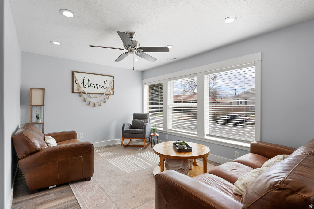 80 W 4300 S Washington Terrace, UT 84405