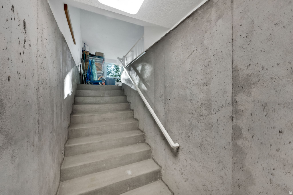 9298 N DEERFIELD CIR Eagle Mountain, UT 84005