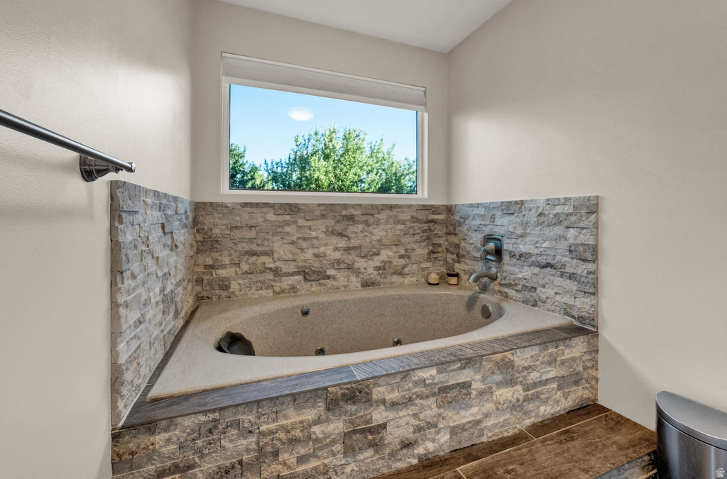 9298 N DEERFIELD CIR Eagle Mountain, UT 84005