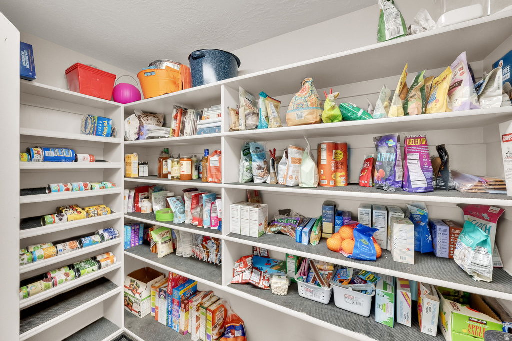 9298 N DEERFIELD CIR Eagle Mountain, UT 84005