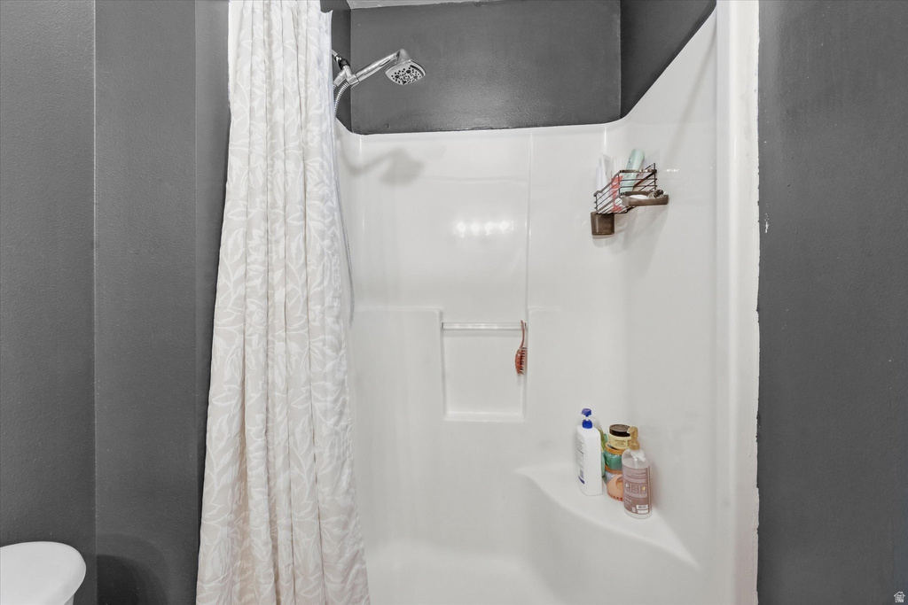 207 S SUNSTONE CIR Logan, UT 84321