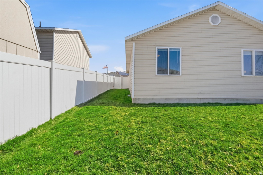 207 S SUNSTONE CIR Logan, UT 84321