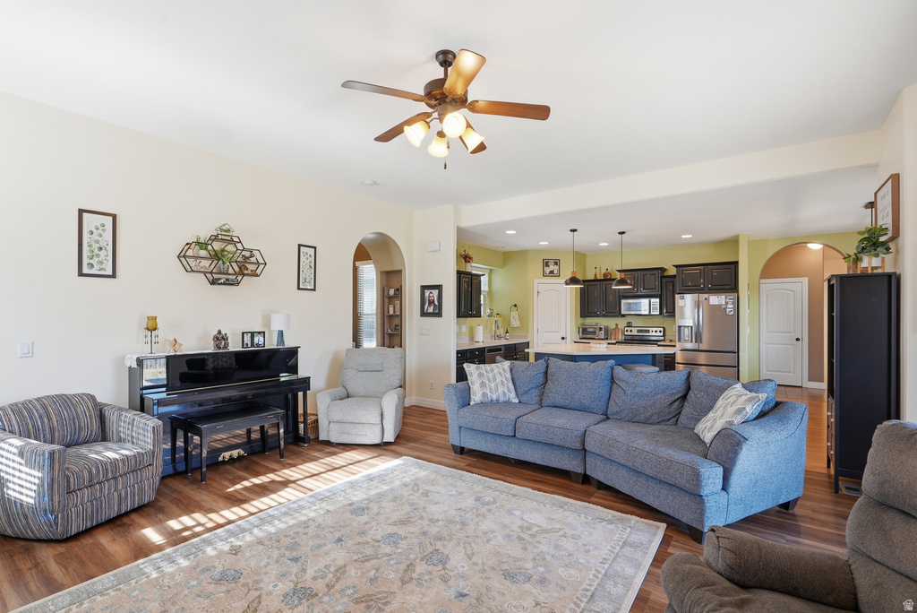 8494 N TURNBERRY RD Eagle Mountain, UT 84005