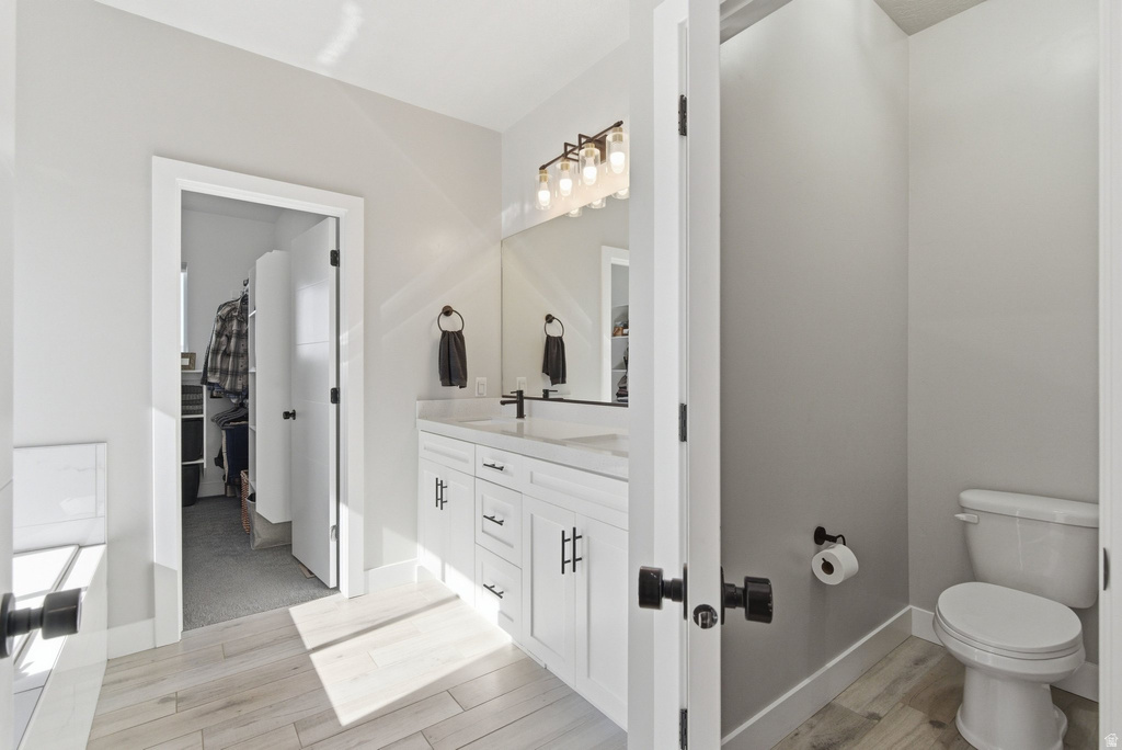 2313 E PATRIOT DR Eagle Mountain, UT 84005