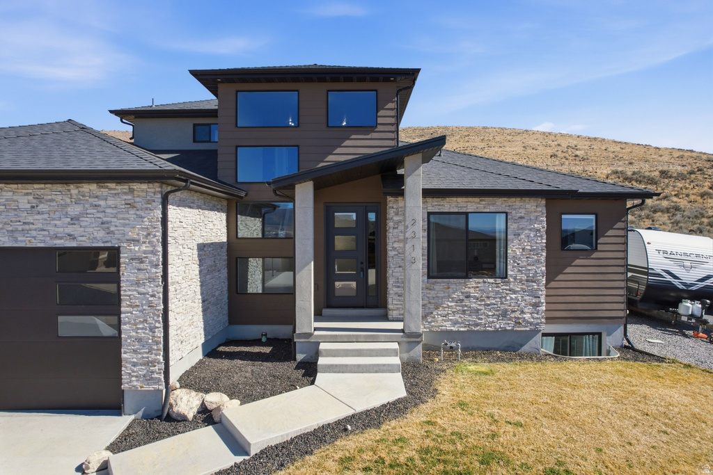 2313 E PATRIOT DR Eagle Mountain, UT 84005