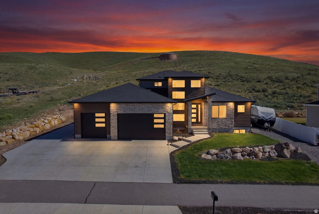 2313 E PATRIOT DR Eagle Mountain, UT 84005