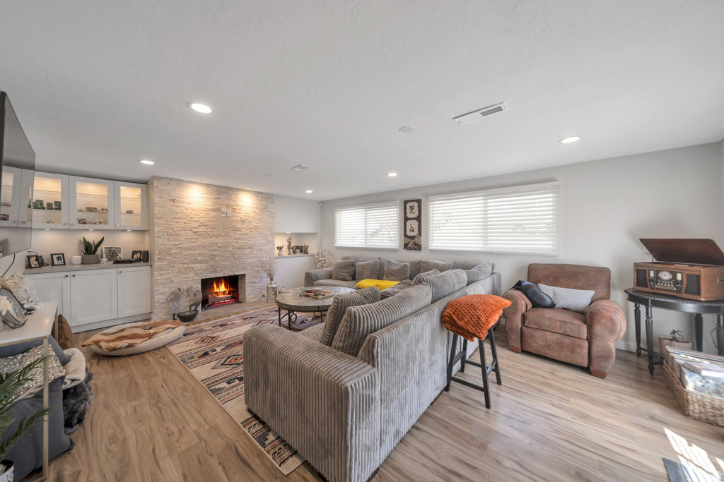 3281 S BROADWAY ST Magna, UT 84044