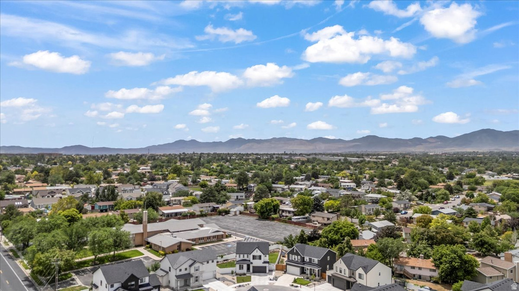 4892 S SNARR HAVEN CT Taylorsville, UT 84129