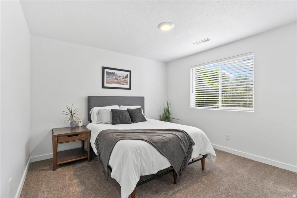 4892 S SNARR HAVEN CT Taylorsville, UT 84129