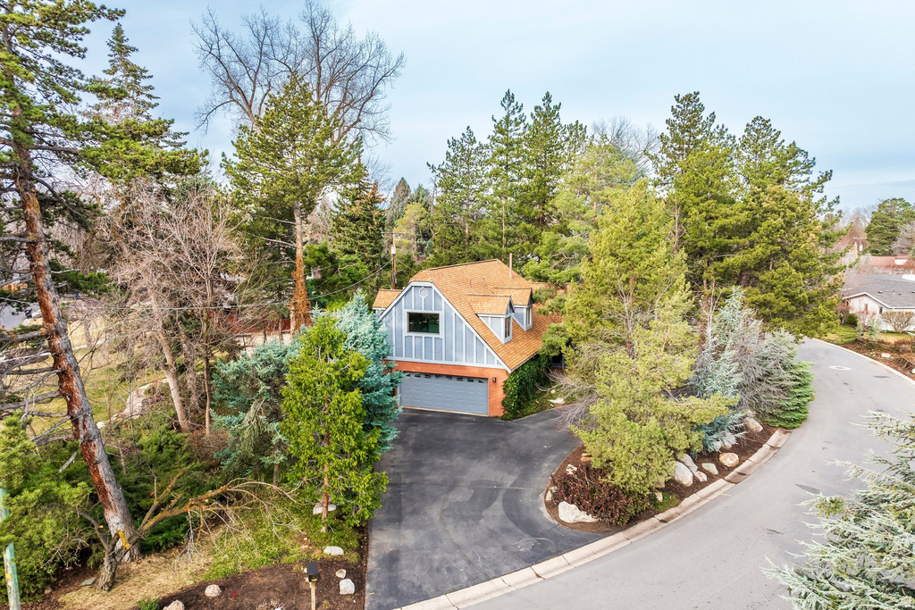 1908 E BAYWOOD DR Salt Lake City, UT 84117