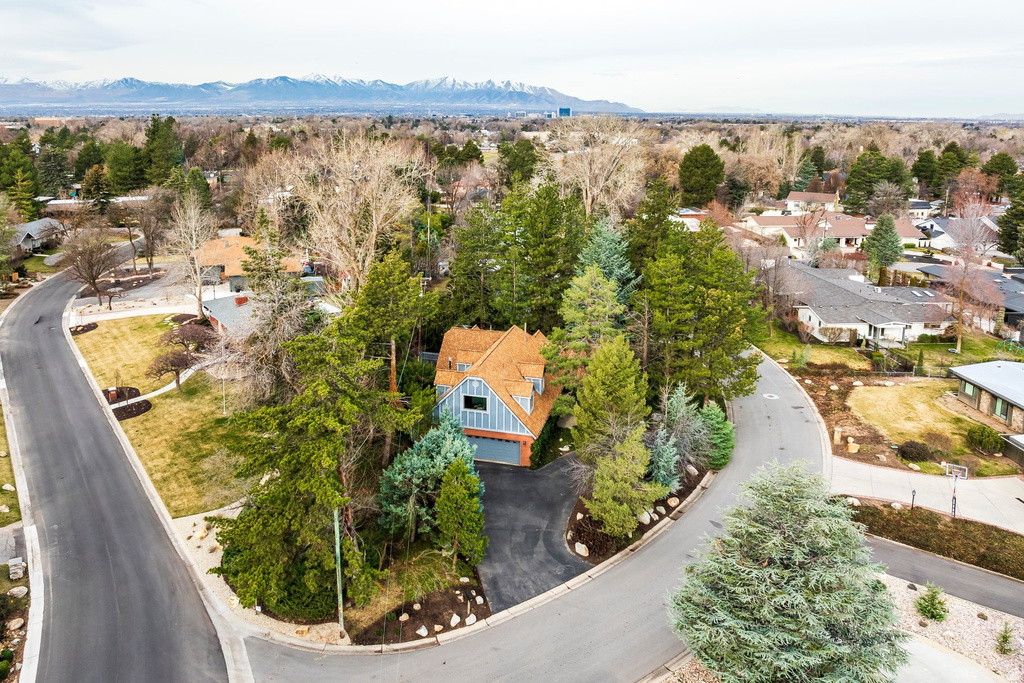 1908 E BAYWOOD DR Salt Lake City, UT 84117