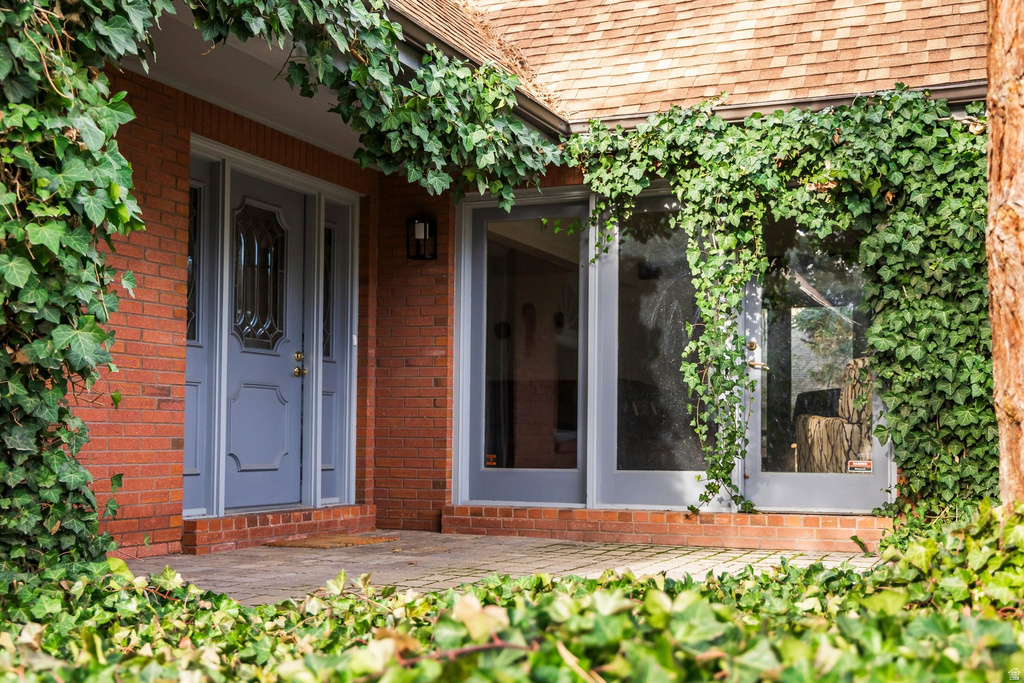 1908 E BAYWOOD DR Salt Lake City, UT 84117