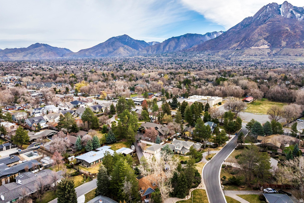 1908 E BAYWOOD DR Salt Lake City, UT 84117