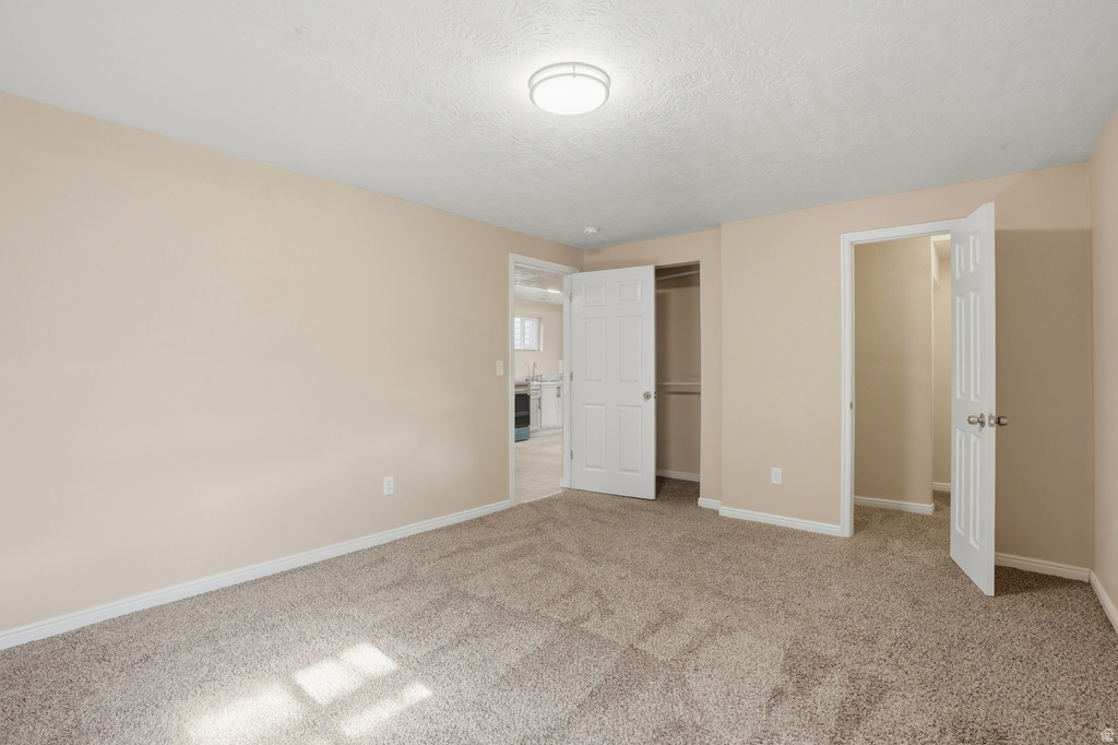 3675 W TOULOUSE West Valley City, UT 84120