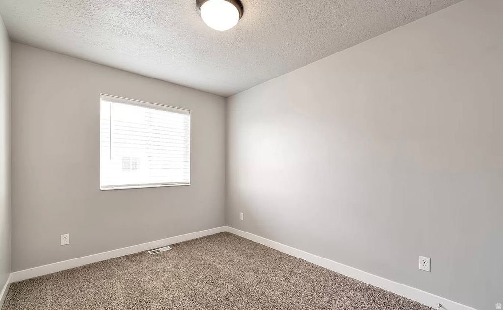 3224 N 3325 W #213 Plain City, UT 84404