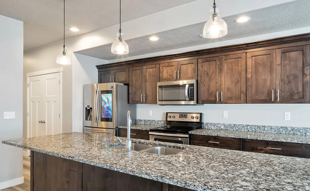 3224 N 3325 W #213 Plain City, UT 84404