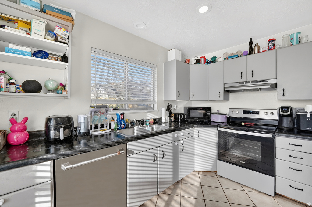 3953 S 4000 W Salt Lake City, UT 84120