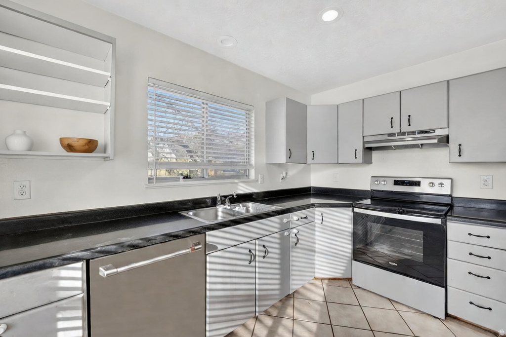 3953 S 4000 W Salt Lake City, UT 84120