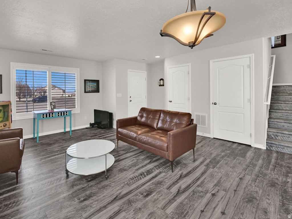 892 N FLINT CIR Tooele, UT 84074