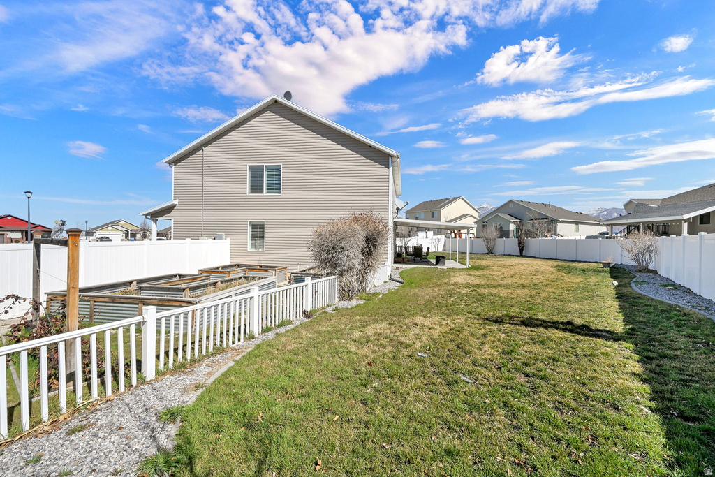 892 N FLINT CIR Tooele, UT 84074