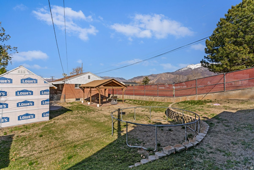 339 W 4675 S Washington Terrace, UT 84405