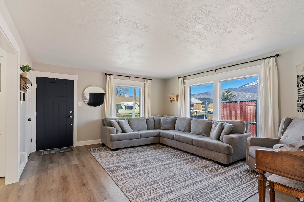 339 W 4675 S Washington Terrace, UT 84405