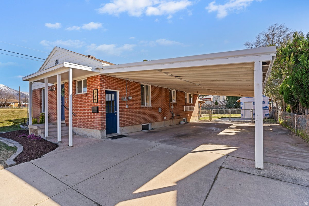 339 W 4675 S Washington Terrace, UT 84405