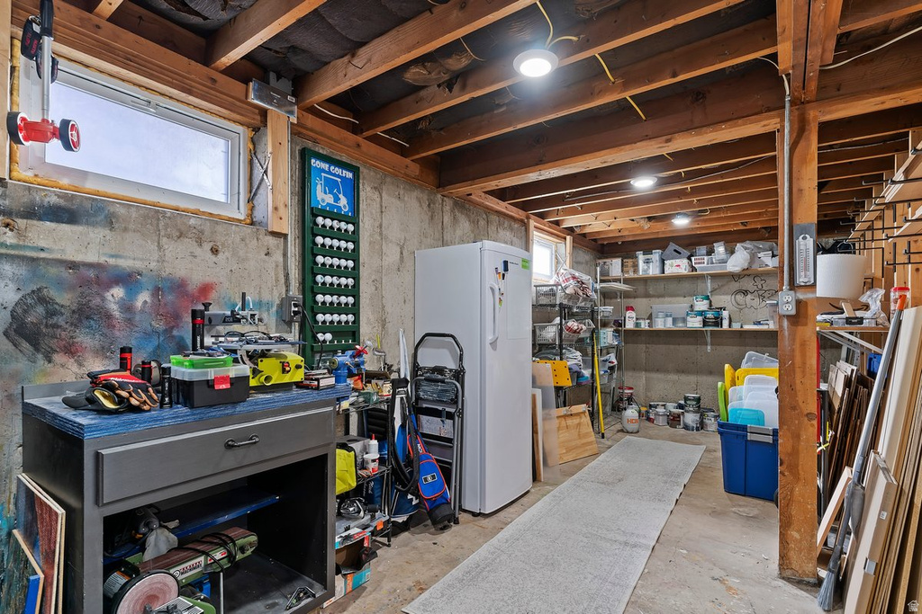 339 W 4675 S Washington Terrace, UT 84405