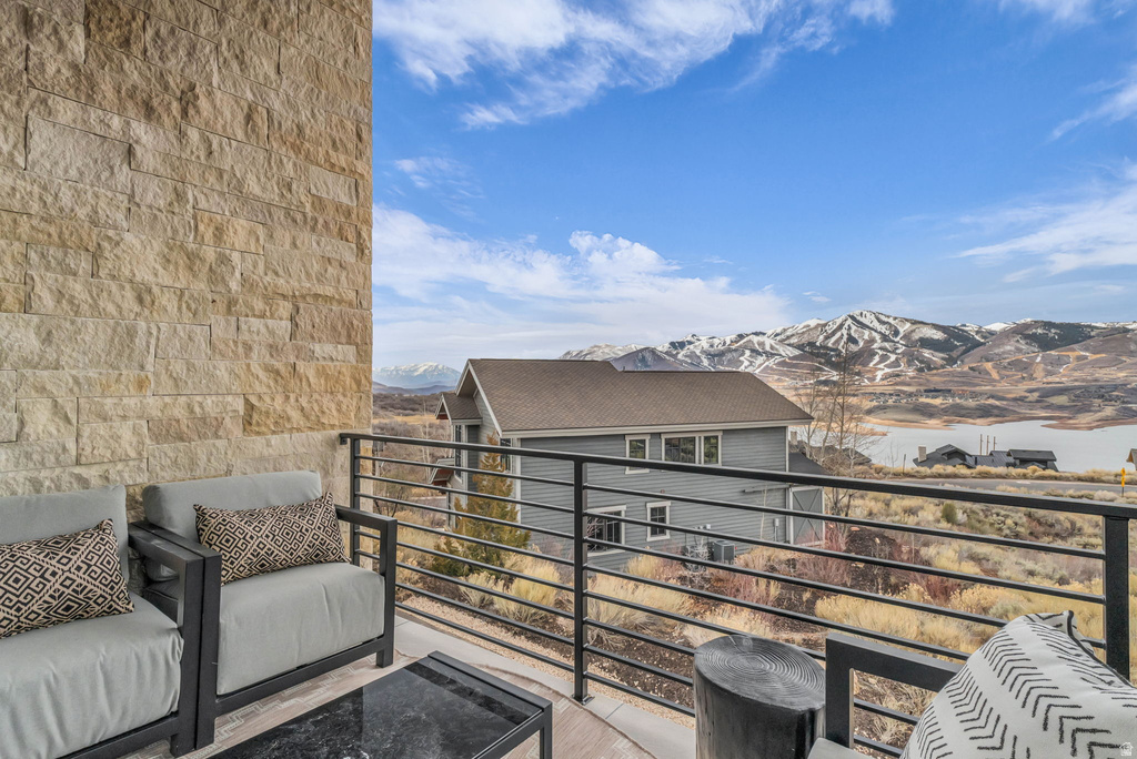 10740 N HIDEOUT TRL Hideout, UT 84036