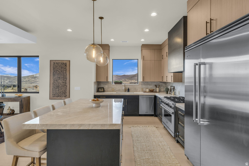 10740 N HIDEOUT TRL Hideout, UT 84036