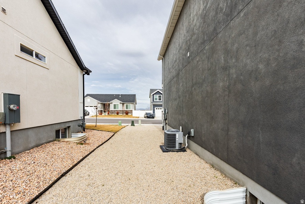 1219 S RAINTREE LN Santaquin, UT 84655