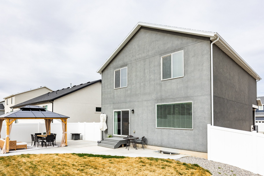 1219 S RAINTREE LN Santaquin, UT 84655