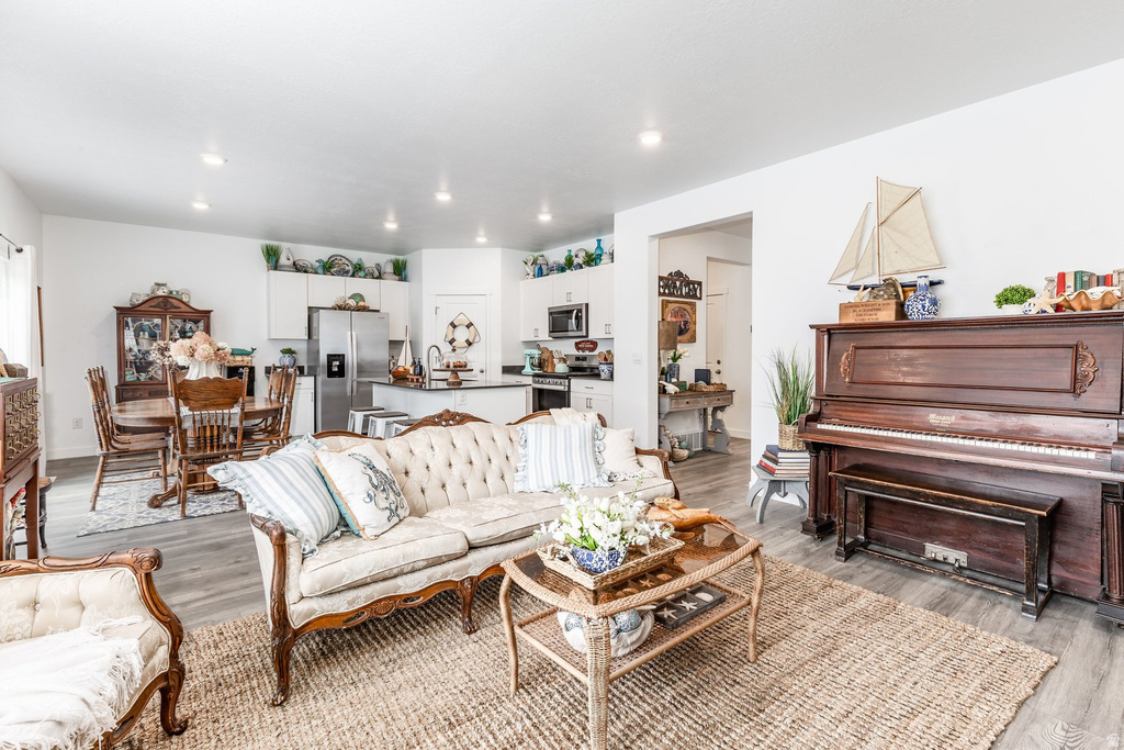 1219 S RAINTREE LN Santaquin, UT 84655