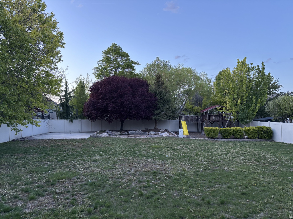 3042 W CHALK CREEK WAY South Jordan, UT 84095