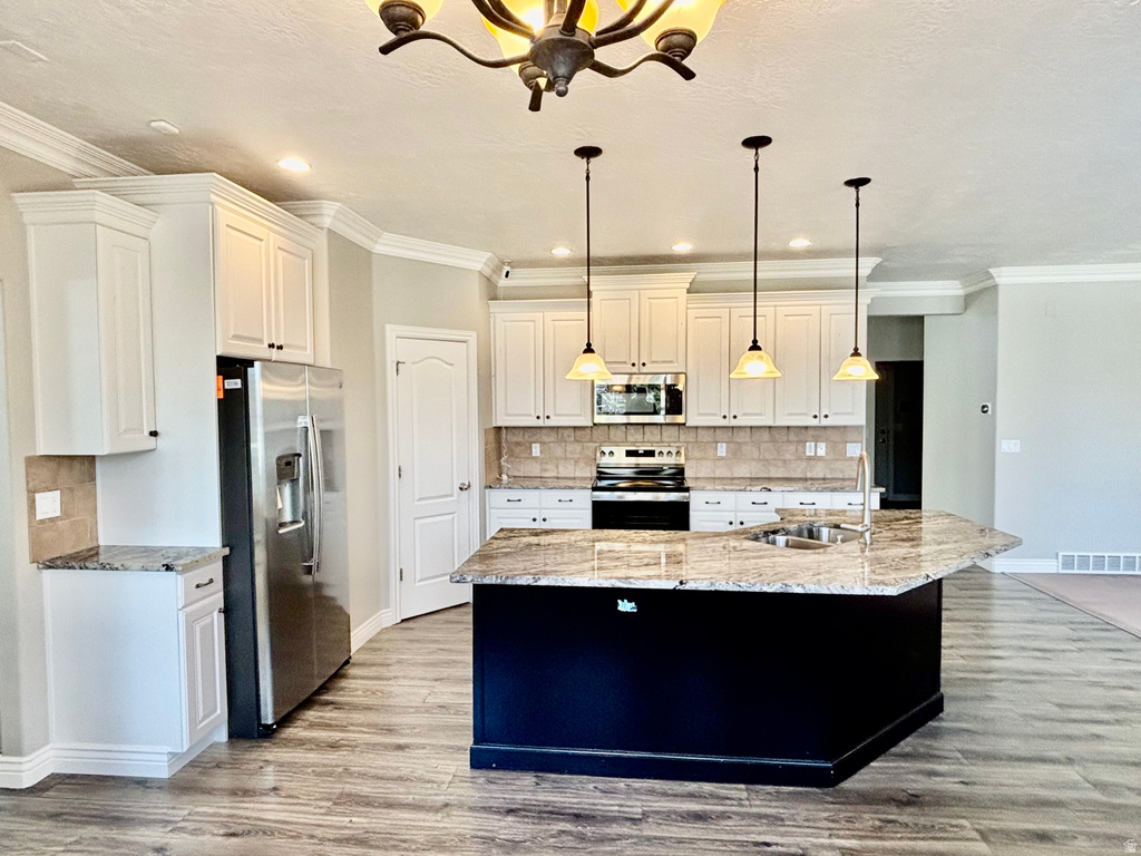 3042 W CHALK CREEK WAY South Jordan, UT 84095