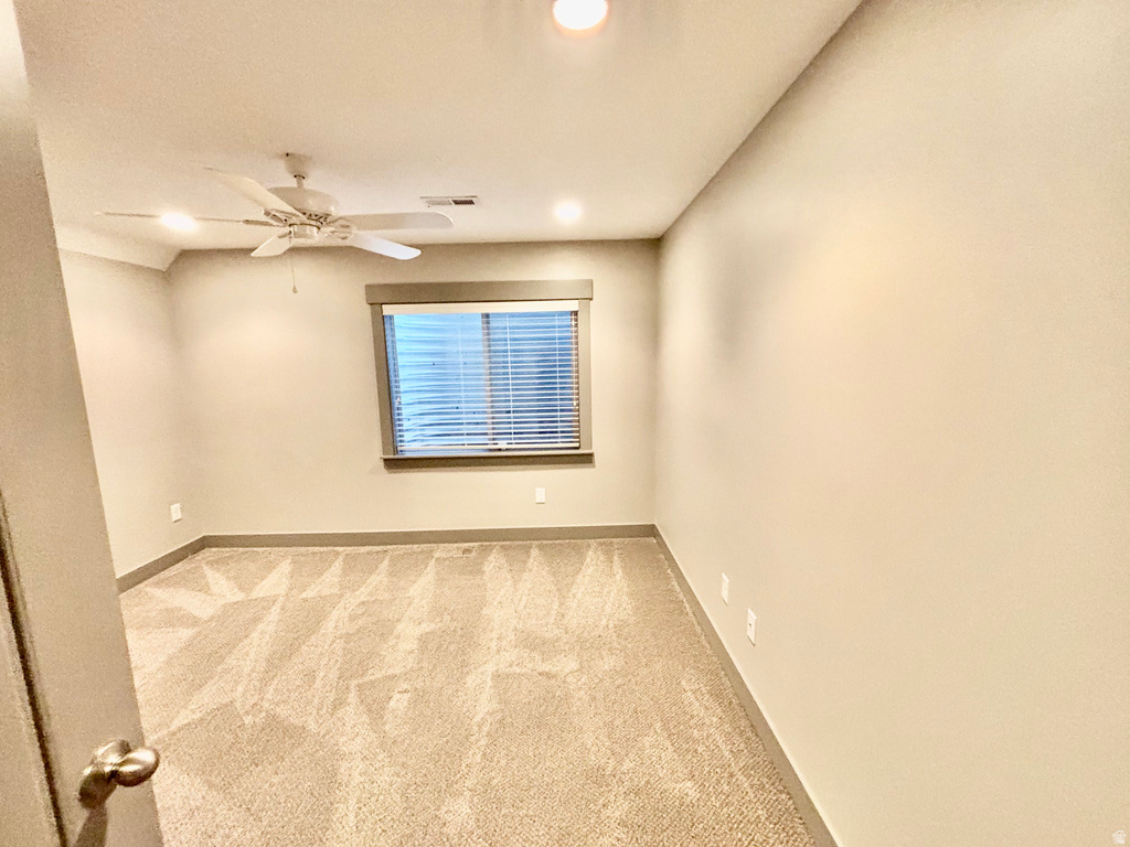3042 W CHALK CREEK WAY South Jordan, UT 84095