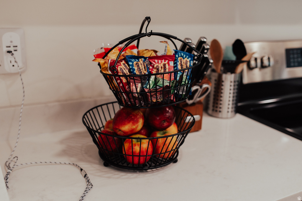 622 CANYON RD Logan, UT 84321