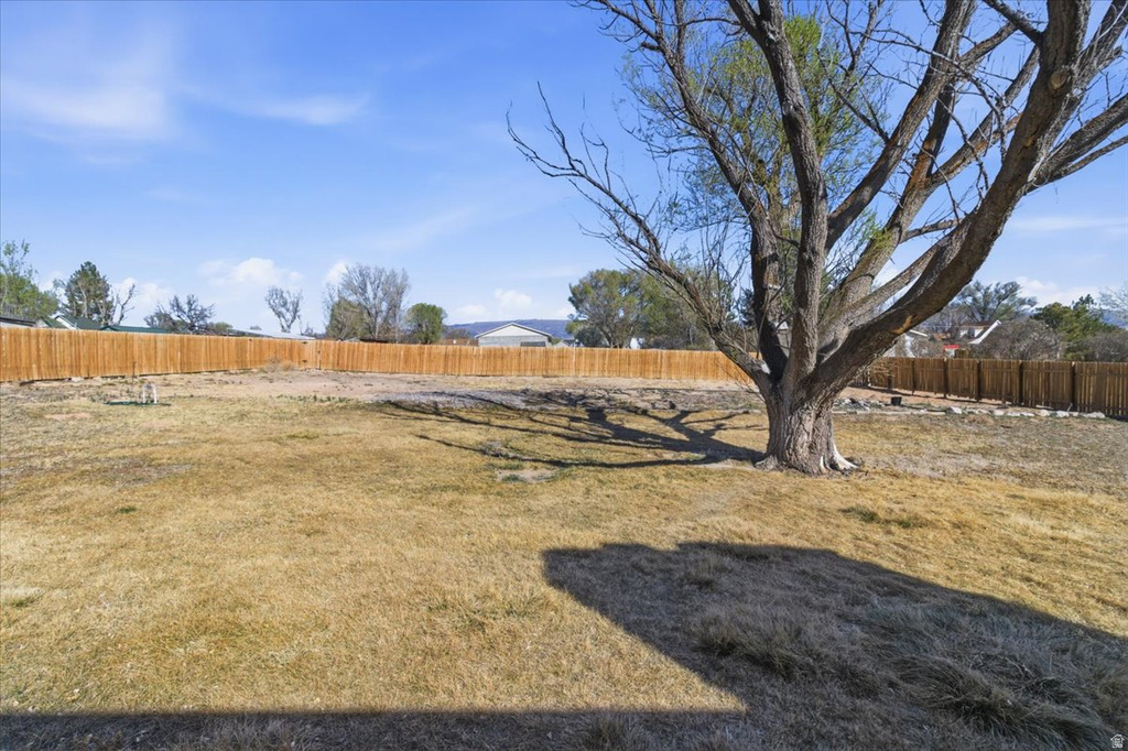 155 S 200 W Gunnison, UT 84634