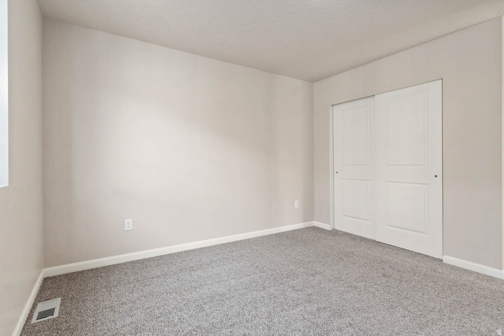 276 N ROUNDABOUT ST Saratoga Springs, UT 84045