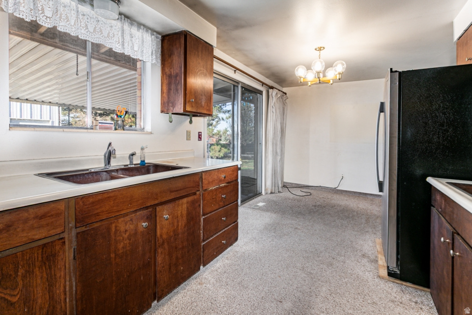 2001 N 400 W Sunset, UT 84015