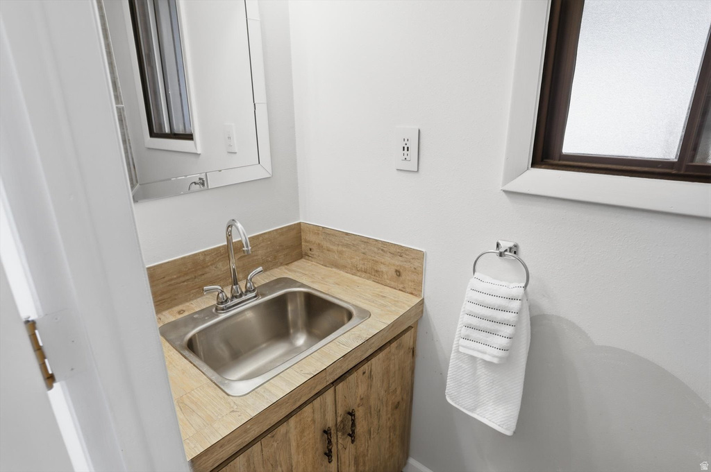 54 W 200 N Mendon, UT 84325