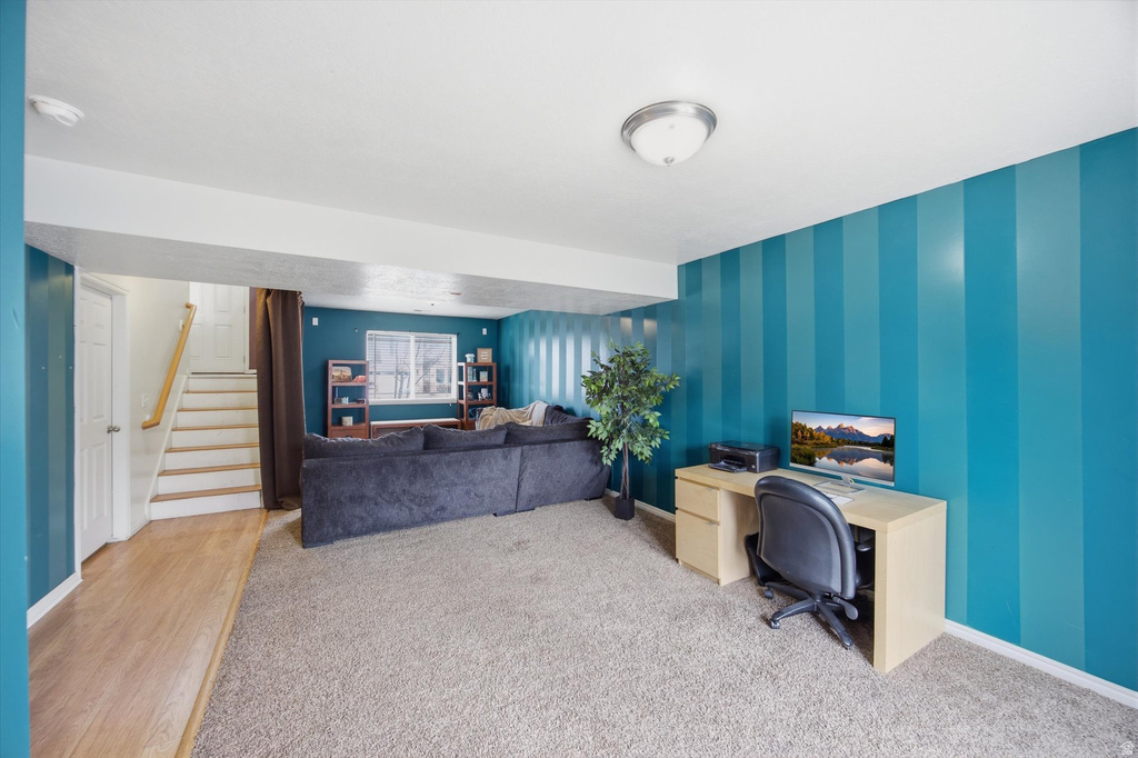 961 YORK DR North Salt Lake, UT 84054