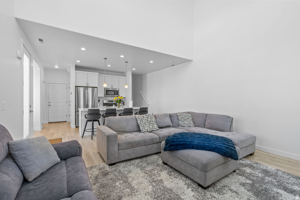 10499 S LIV WAY South Jordan, UT 84009