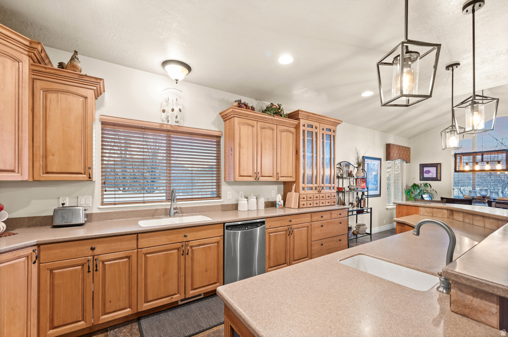 9987 S TEE SHOT CIR South Jordan, UT 84009