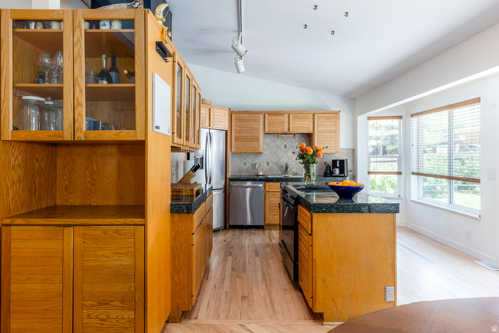 7717 S 3500 E Cottonwood Heights, UT 84121