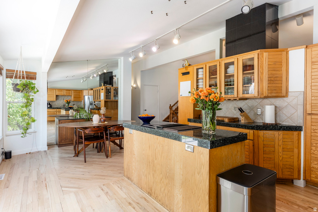 7717 S 3500 E Cottonwood Heights, UT 84121