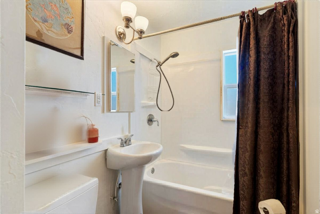 224 W 4600 S Washington Terrace, UT 84405